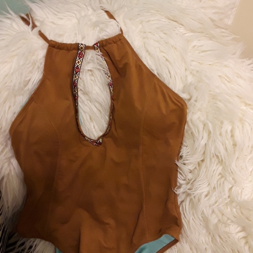 Bathing suit